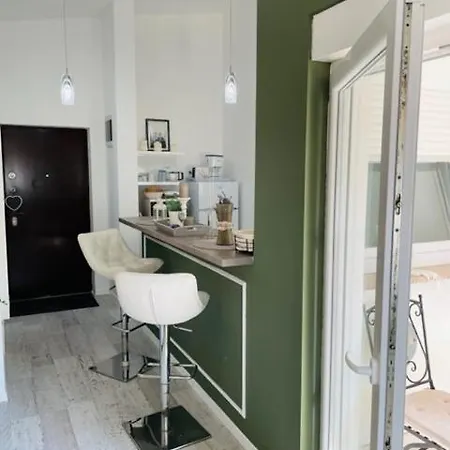 Lejlighed Rab First Floor 32m2