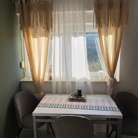 Lejlighed Rab First Floor 32m2
