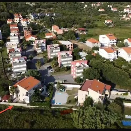 Rab First Floor 32m2 * Kampor